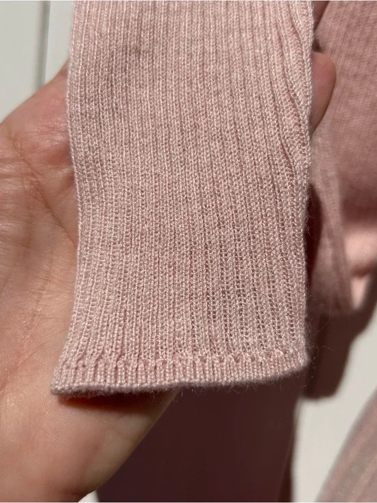 White House Black Market Lightweight Ribbed Cashmere Blend Rose Mockneck MED NWT - Picture 9 of 12